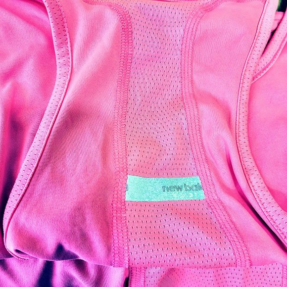 EUC New Balance Evolution Motion Racerback Tank L - Picture 13 of 14